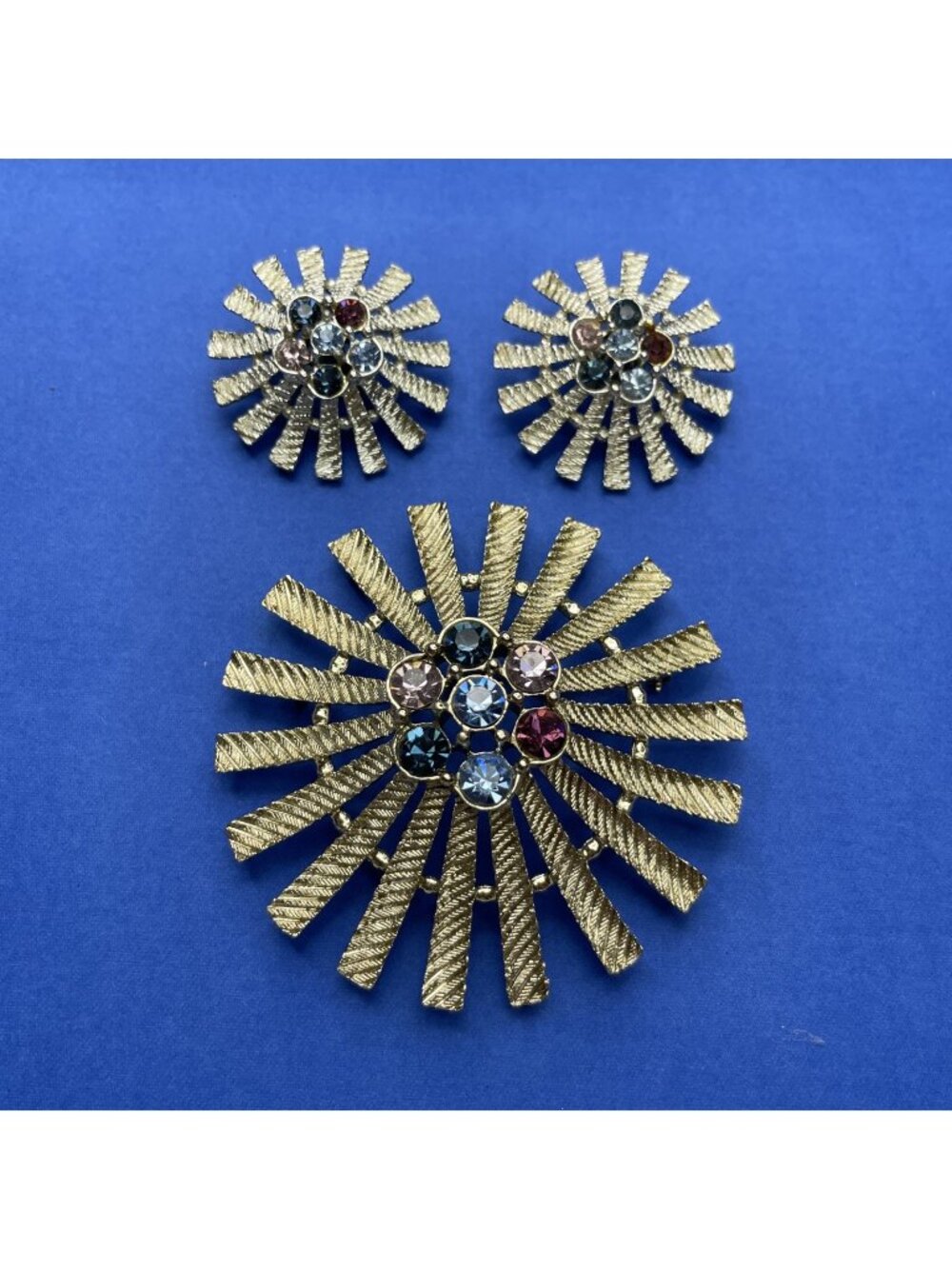 Vtg Emmons Starburst Rhinestone Statement Brooch Clip On Earrings Set READ